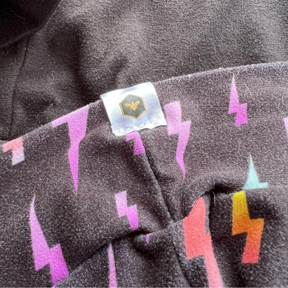 Bumblito Leggings & Matching Hoodie - Black & Neon Lightning - Size 5/6 - Picture 5 of 7